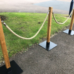 Wooden Rustic Rope Barrier with Square Base and Polyhemp Rope