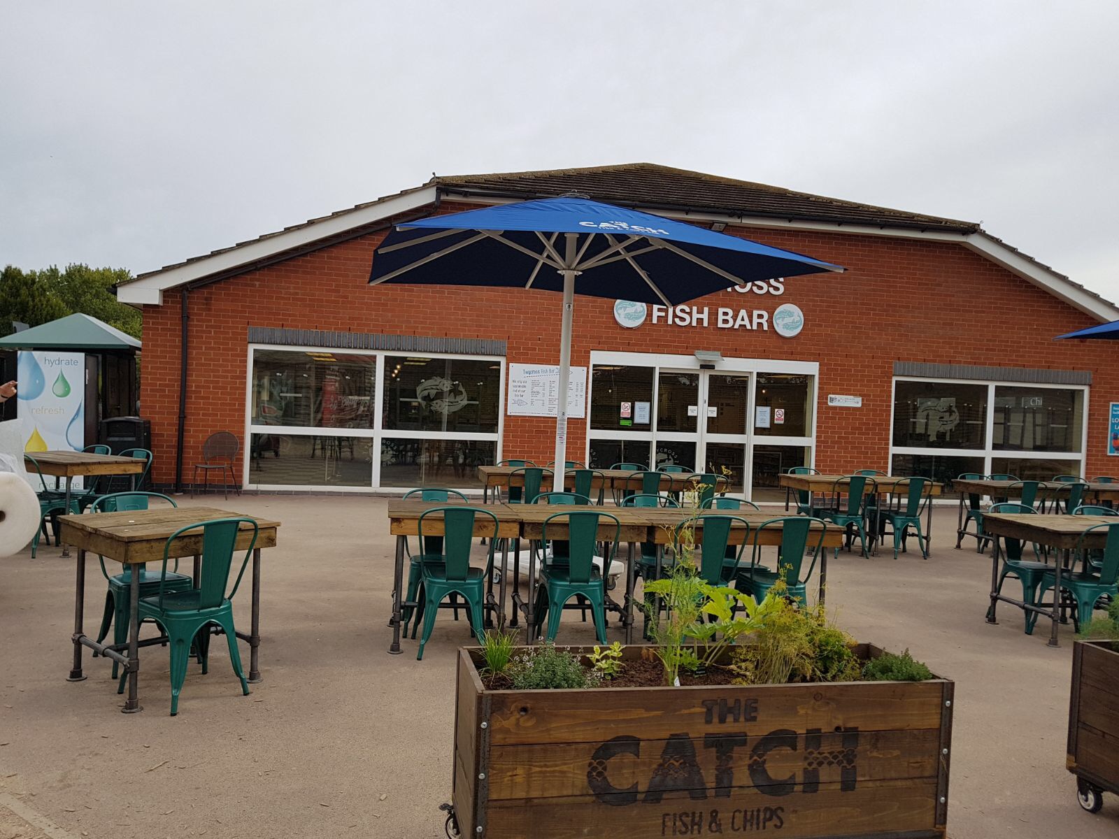The Catch Fish & Chip Shop at Twycross Zoo - Baylis Planters, Giant Umbrellas and Handmade Wooden Table Tops