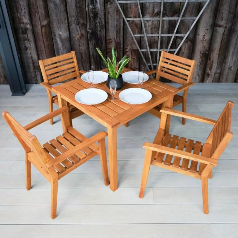 Thetford Range Robinia Wood Outdoor Dining Table with 4 Armchairs